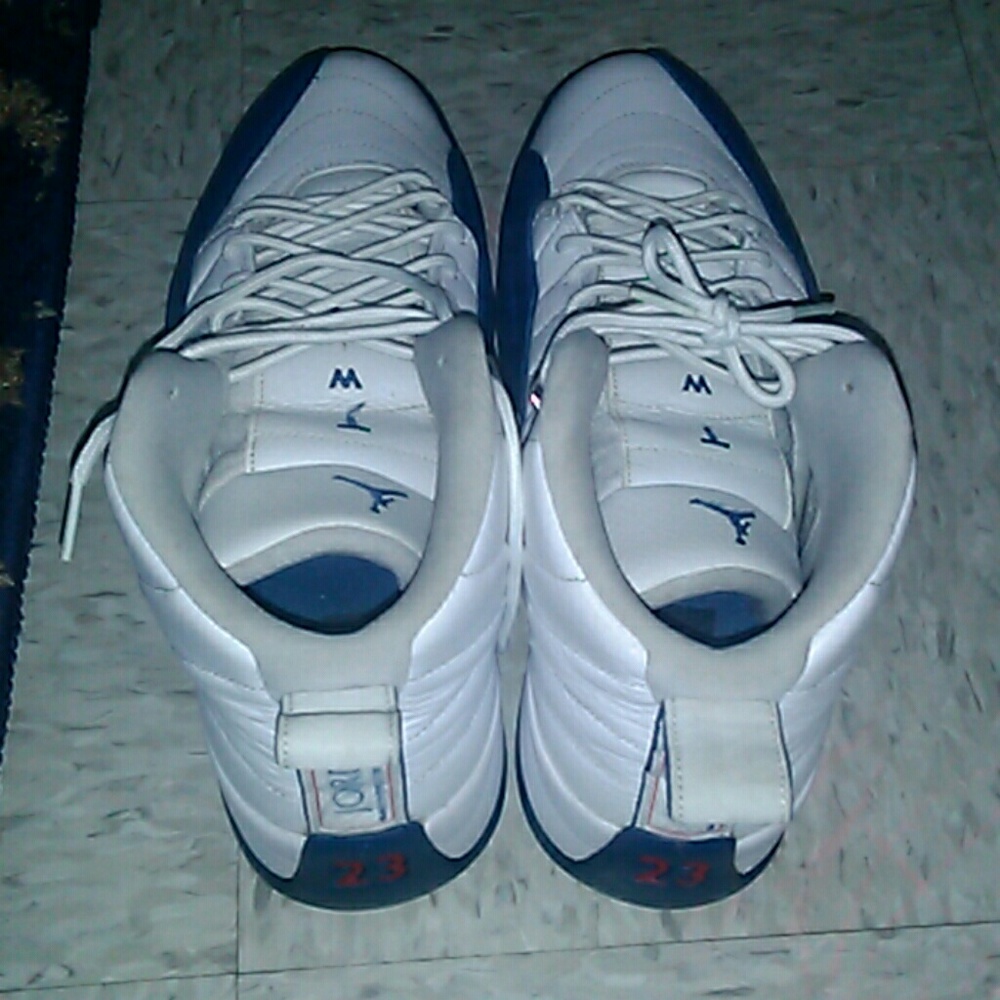 Jordan french blue 12s